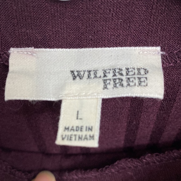 Wilfred Free Mockneck - Picture 2 of 4